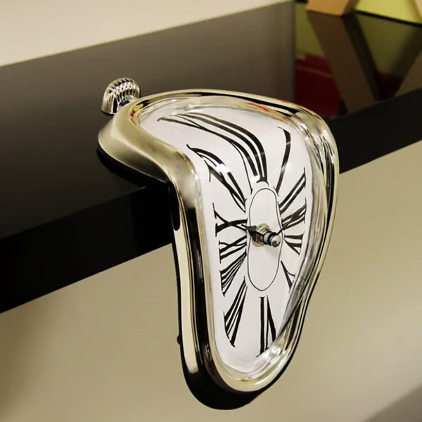 (🔥CELEBRATING 50,000 CUSTOMERS WHILE SUPPLIES LAST NOW - 62% OFF) Melting Time Warp Clock🐰